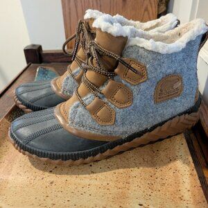 SOREL Out N’ About Plus Waterproof Leather & Felt Ankle Boots